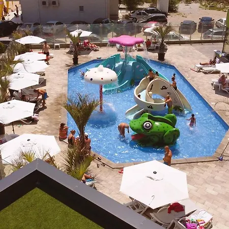 Paradise Sea View 2bd N Pools Daire Navodari