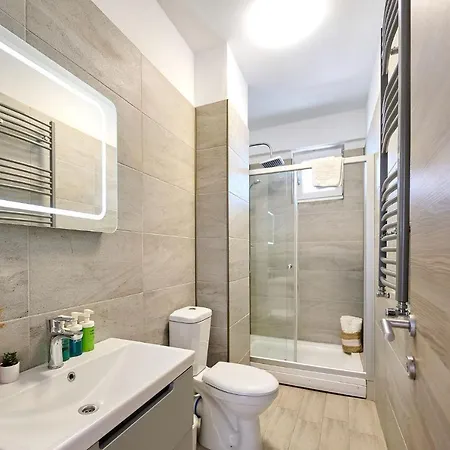 Daire Paradise Sea View 2bd N Pools