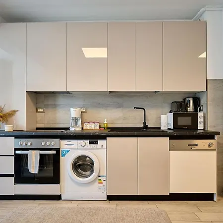 Apartment Paradise Sea View 2bd N Pools Navodari