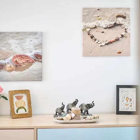 Paradise Sea View 2bd N Pools