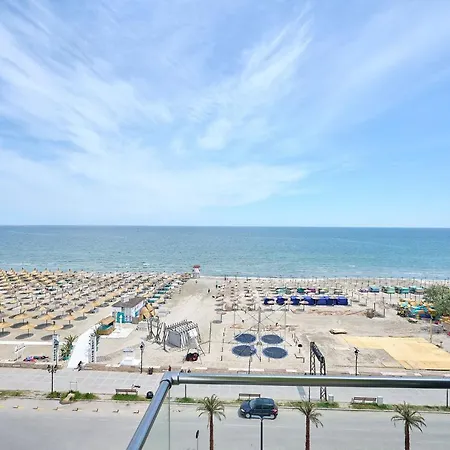 Paradise Sea View 2bd N Pools