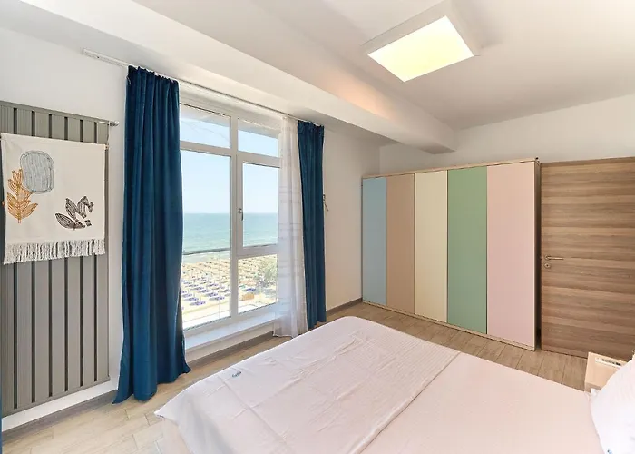 Paradise Sea View 2bd N Pools Navodari