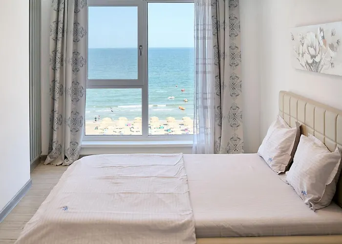 Paradise Sea View 2bd N Pools